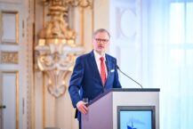 Premier Czech ukrył przed sojusznikami część informacji o pomocy wojskowej dla Ukrainy. W pobliżu było słowackie „ucho”