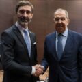 Ministrowie spraw zagranicznych Słowacji i Rosji - Juraj Blanár i Siergiej Ławrow - podczas spotkania w Antalyi