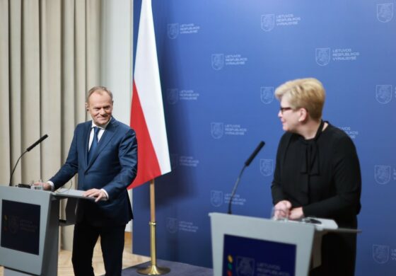 Donald Tusk na Litwie. Zapowiada uderzenie w białoruski biznes