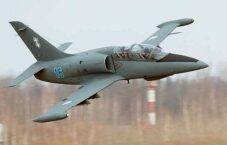 Litwa przekazała Ukrainie samolot odrzutowy Albatros