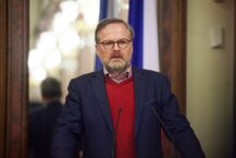 „Sytuacja na Ukrainie jest krytyczna”. Czechy podpisały kontrakty na dostarczenie 180 tys. sztuk amunicji „Sytuacja na Ukrainie jest krytyczna”. Czechy podpisały kontrakty na dostarczenie 180 tys. sztuk amunicji