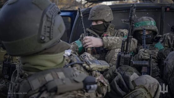Politico: Setki tysięcy Ukraińców w wieku poborowym uciekło z kraju. Fatalne morale żołnierzy
