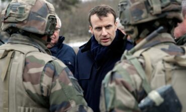Rosyjska Komisja Obrony: "Wybijemy Francuzów co do jednego"