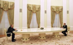 Oto, co Putin powiedział Scholzowi tuż przed atakiem na Ukrainę