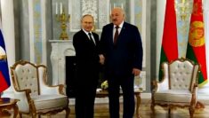“Drugi front białoruski”, czy pic na wodę? Putin zebrał w Mińsku całe dowództwo
