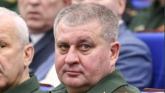 Główny łącznościowiec armii za kratki. Morale sięgnie dna