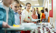 „Ryzykujemy utratę naszych obywateli”. Ukraińskie ministerstwo oświaty wdroży program edukacyjny dla dzieci za granicą