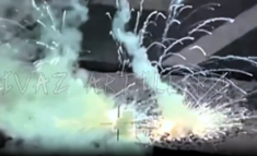 Nie było co zbierać. Tak zniszczyli rosyjskie wyrzutnie S-400 (WIDEO)