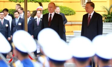 Putin w Wietnamie. Tandetny szantaż dyktatora