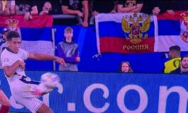 Rozpoczął się mecz Rumunia-Ukraina. UEFA zabroniła wnoszenia na stadion rosyjskich flag