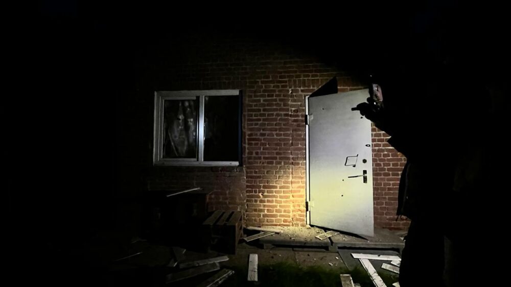 Zniszczenia po ataku dronów Fot: /t.me/andriysadovyi