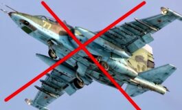 Su-25 próbował strzelać z bliska. Spłonął w stepie