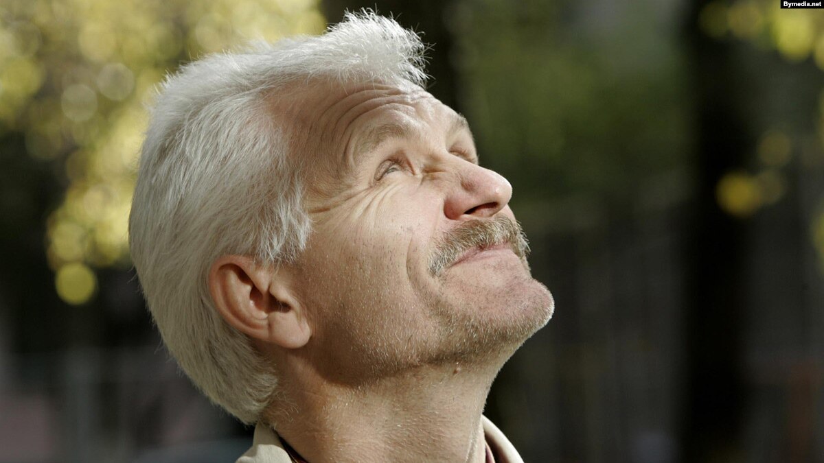 Białoruski noblista Aleś Bialacki na wolności!!