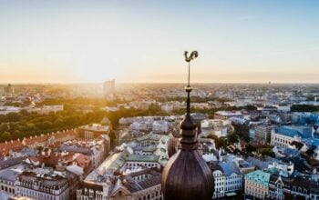 Radykalny zakaz! Urzędnikom zabroniono podróży do Rosji i Białorusi