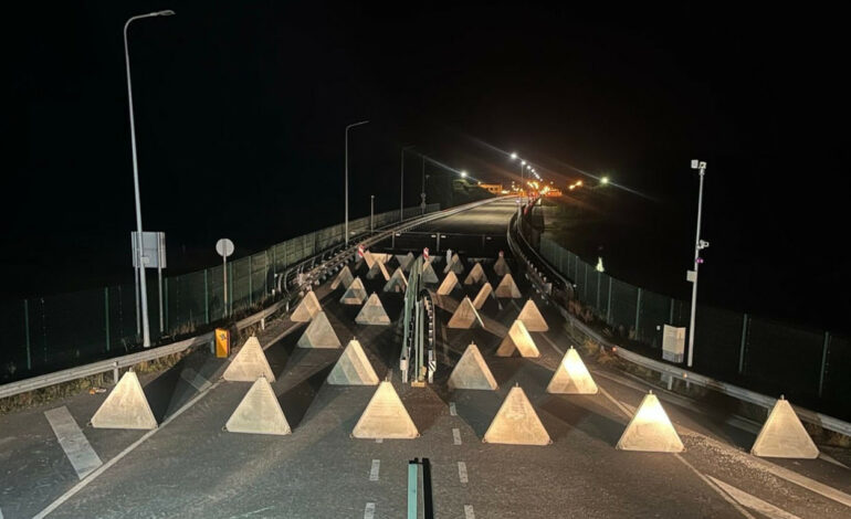 Zaminują mosty! Na granicy z Rosją instalują „zęby smoka”