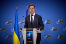 Szef NATO chce to przedyskutować z Trumpem