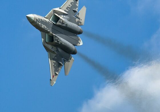 Po to są sankcje. Rosja musi wstrzymać produkcję swojego myśliwca piątej generacji