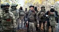 Bunt w armii! Dowódcy rozstrzelali cały własny oddział szturmowy (WIDEO)