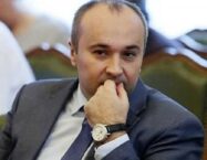 Miliardy hrywien zniknęły, a oszust finansowy z czasów Janukowycza obławia się na wojnie