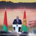 Aleksander Łukaszenka 2 listopada podczas „Dożynek” w miasteczku Mosty na Grodzieńszczyźnie.