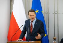 Sikorski ripostuje pretensje Zełenskiego: Daliśmy więcej niż jakikolwiek inny kraj!