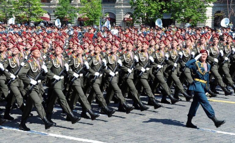 Putin rozpieszcza swoich gwardzistów. Wyraźnie wzrosły ich zarobki