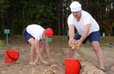 Na Białorusi zabrakło kartofli! Rekord głupoty Łukaszenki