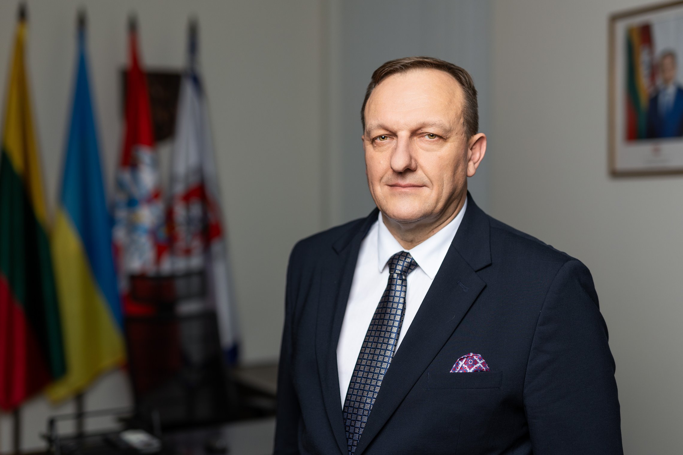 Polak w rządzie Litwy odcina się od partii reprezentującej tamtejszych Polaków i zmienia barwy partyjne!