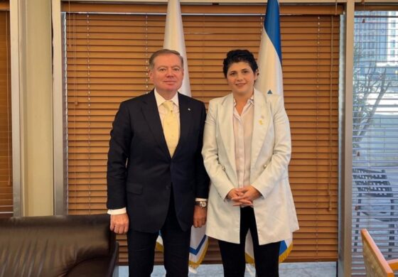 Izrael może przekazać Ukrainie rosyjskie uzbrojenie Hamasu