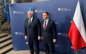 Polska daje 100 mln. na zakup amerykańskiej broni dla Ukrainy