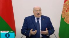 Łukaszenkę zapytano, jak może nazywać wybory „demokratycznymi”, skoro swoich przeciwników wtrącił do więzienia lub zmusił do emigracji. Odpowiedział
