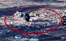 Asy lotnictwa dały popis! Zrzucili potężną bombę na własną szkołę (WIDEO)