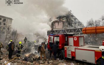 Rosyjski atak rakietowy w blok mieszalny w Połtawie. Są zabici i ranni. Pod gruzami wciąż są ludzie