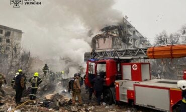 Rosyjski atak rakietowy w blok mieszalny w Połtawie. Są zabici i ranni. Pod gruzami wciąż są ludzie