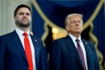 „Trudno uwierzyć, że to nie była celowa zasadzka”. The Telegraph o kłótni Zełenskiego z Trumpem i jego zastępcą