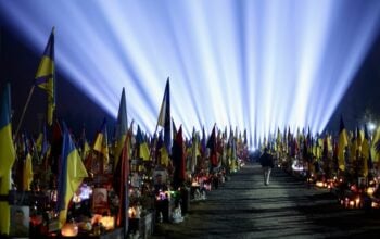 Żadna zewnętrzna siła nie przyjdzie i nie zrobi tego za nas! Lwów czci swoich bohaterów (FOTO, WIDEO)