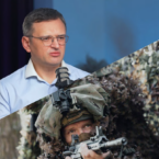 Życie na uśpionym wulkanie. Były ukraiński minister spraw zagranicznych o trzech scenariuszach przyszłości Ukrainy