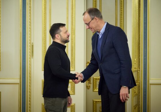 Pokój narzucony Ukrainie zachęci Rosję do bezkarnego atakowania innych krajów. Przyszły kanclerz Niemiec ostro o politycznych machinacjach Trumpa