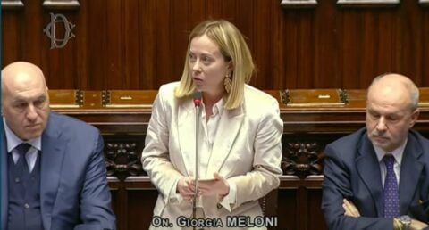 Giorgia Meloni bije na alarm: Wchodzimy w „czas chaosu”