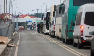 Co się dzieje. Kolejka aut na granicy białorusko-polskiej dziesięciokrotnie większa!