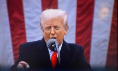Rosja i Białoruś nie objęte cłami Trumpa. Biały Dom tłumaczy powód
