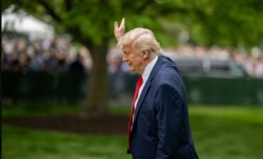 Trump zmienia zdanie i po raz pierwszy zatwierdza sprzedaż broni Ukrainie