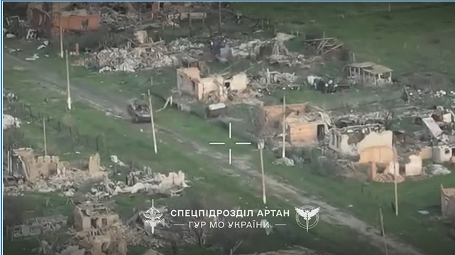 Niezwykły widok: Ukraińcy udaremnili atak hordy Rosjan (WIDEO)