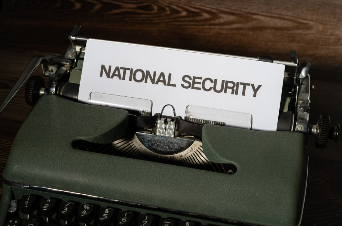 To katastrofa. Decyzja Trumpa wisi na włosku