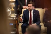 Vance: Trump traci cierpliwość