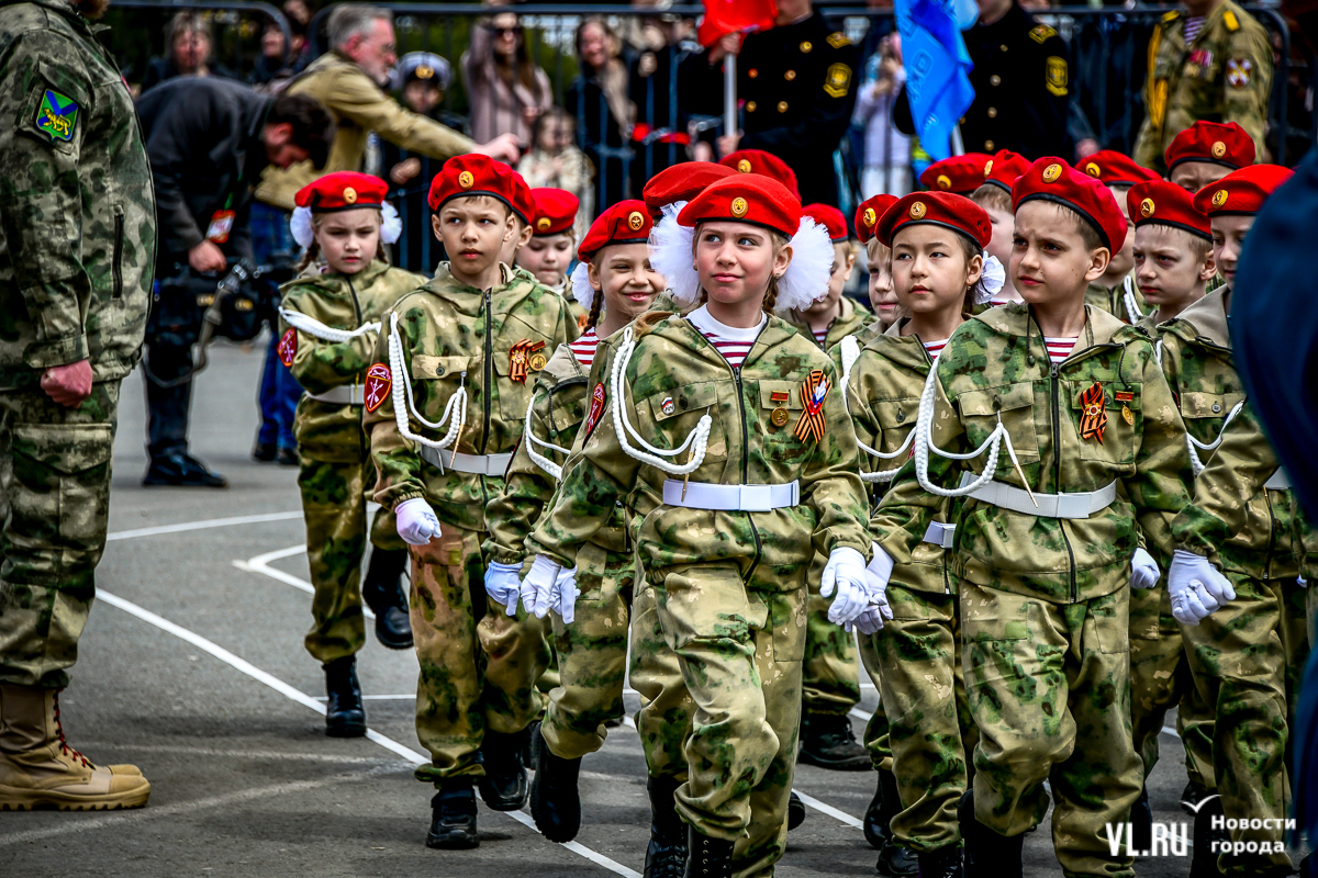 Szokujące obrazki z Rosji. Co oni robią tym dzieciom (WIDEO, FOTO)