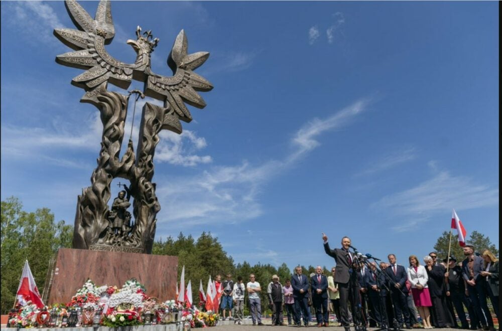 Wieczna pamięć Ofiarom Rzezi Wołyńskiej.