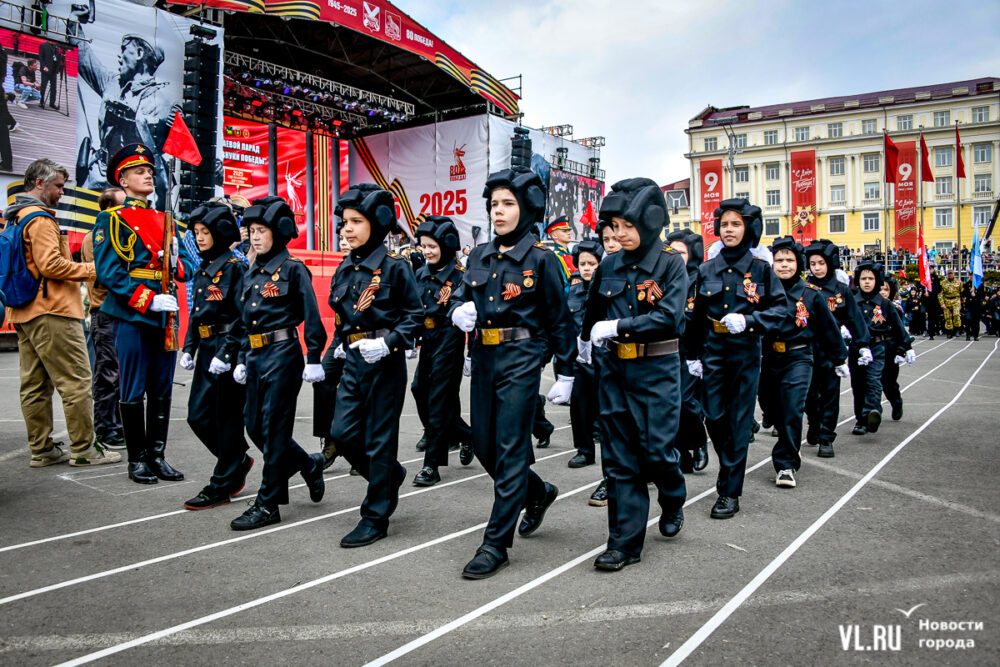 Parada we Władywostoku "Wnuki zwycięstwa". Fot: newsvl.ru