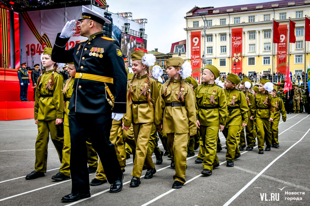 Parada we Władywostoku "Wnuki zwycięstwa". Fot: newsvl.ru