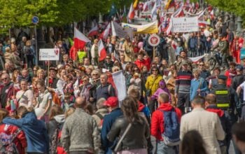 Abyśmy byli jedno... 10 tys. zamanifestowało Polskość w Wilnie (FOTO)